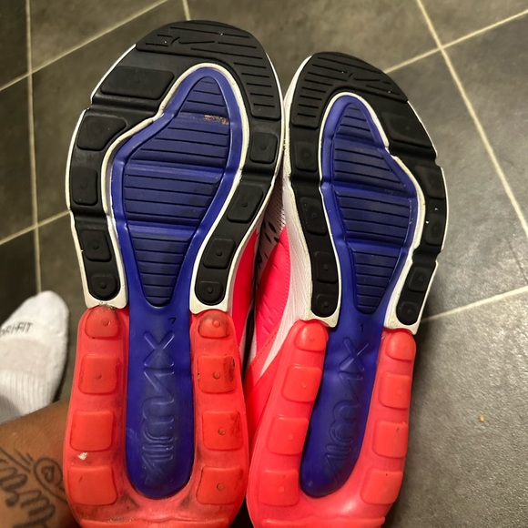 Air max 270 - Picture 3 of 6